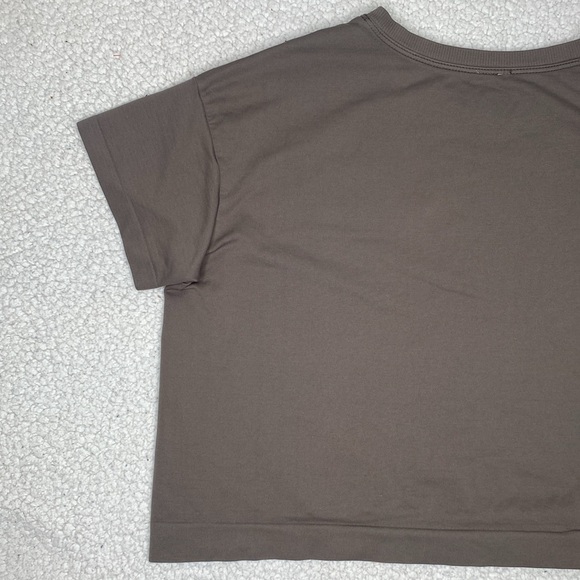 Avocado Brown Athletic Crop Top: Size Large - Picture 6 of 8